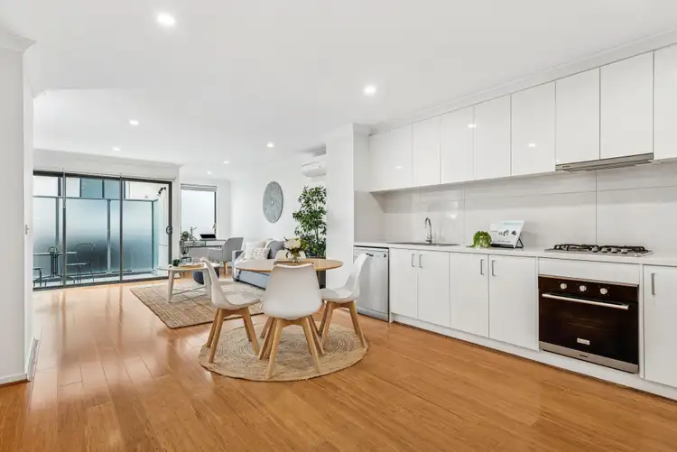 Fourth view of Homely townhouse listing, 2/1 Tulip Crescent, Boronia VIC 3155