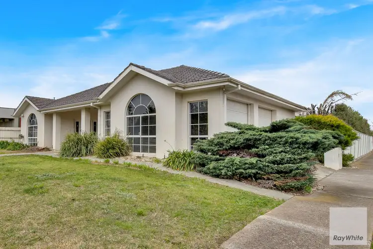 7 Torquita Court, Hillside VIC 3037