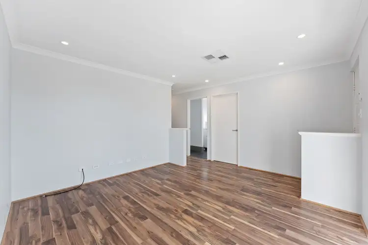 Seventh view of Homely house listing, 10 Maiden Way, Baldivis WA 6171