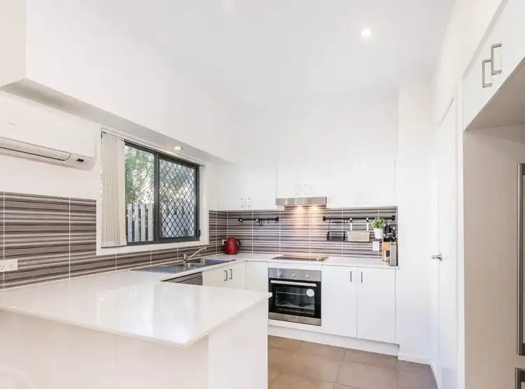 Fifth view of Homely house listing, 33/9 Eduard Place, Calamvale QLD 4116