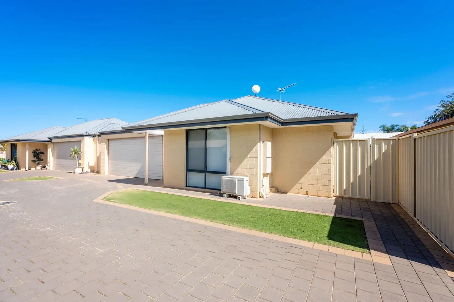 Main view of Homely unit listing, 2/212 Place Road, Wonthella WA 6530
