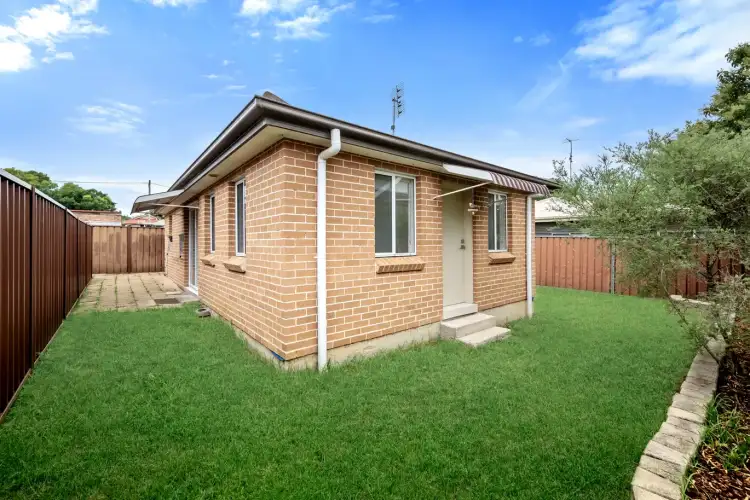 31A Hoddle Avenue, Bradbury NSW 2560