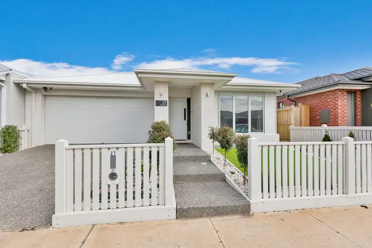 27 Palette Street, Mambourin VIC 3024