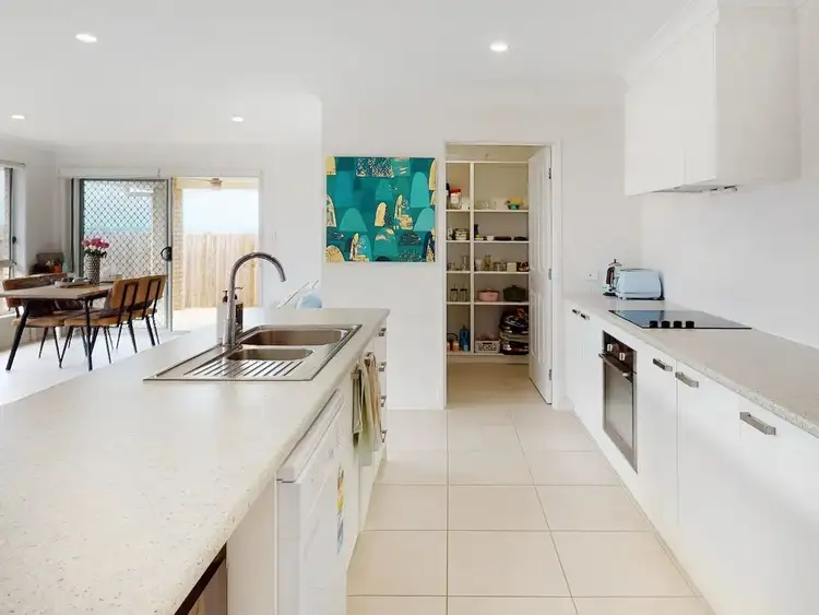 Second view of Homely house listing, 4 Lorikeet Close, Deebing Heights QLD 4306