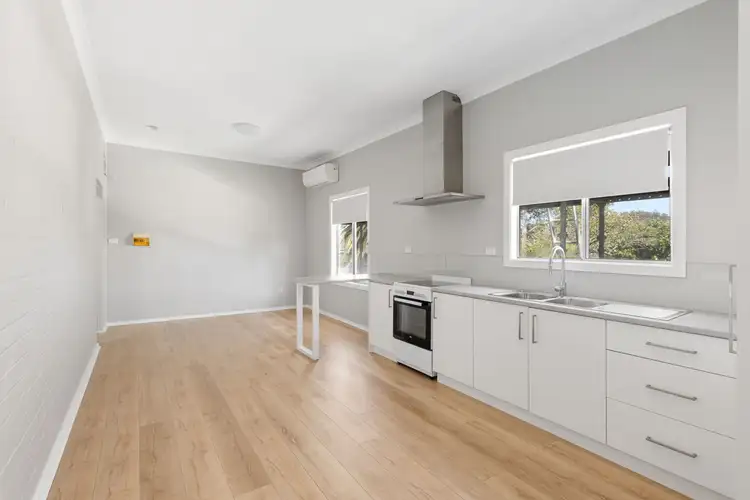 2/140 Dowling Street, Dungog NSW 2420