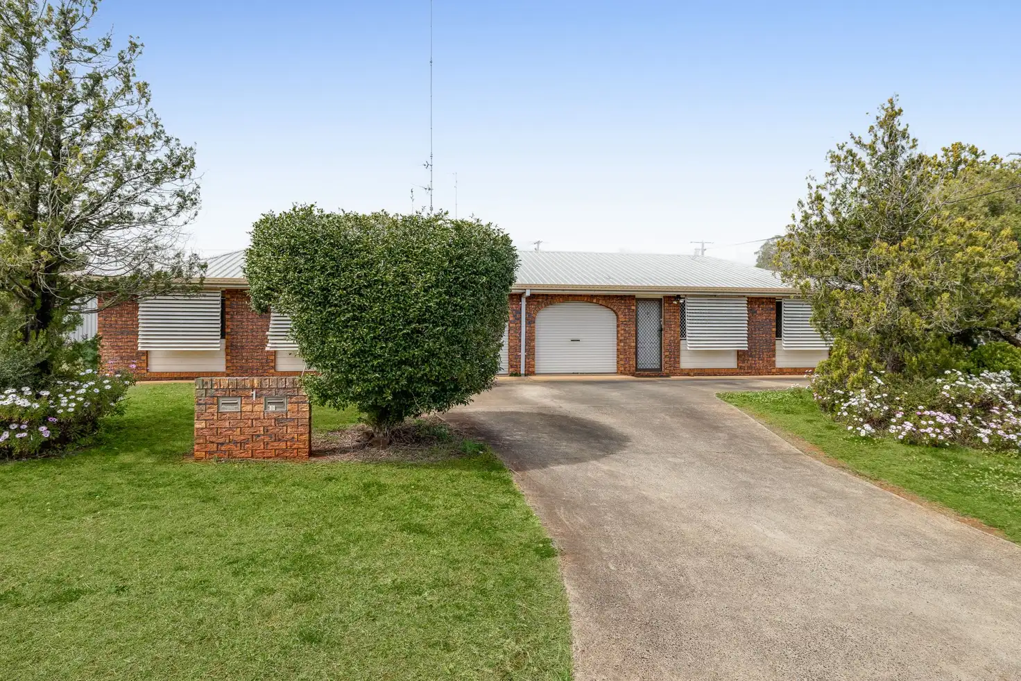 Main view of Homely unit listing, 1 & 2/1 Sapphire Court, Kearneys Spring QLD 4350
