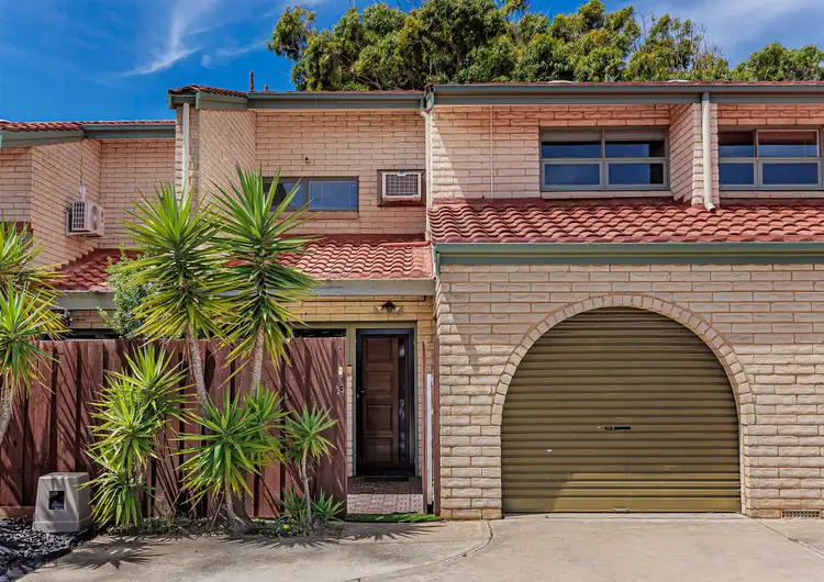 8/1 Mooloola Way, West Lakes Shore SA 5020