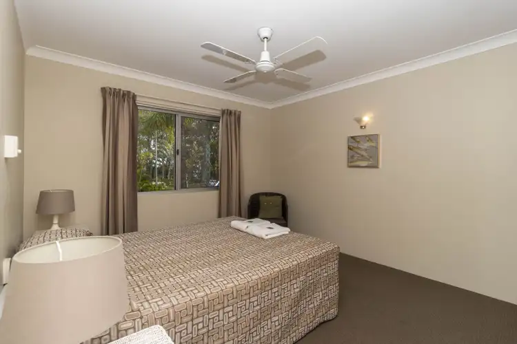 Fifth view of Homely unit listing, 2/477 Esplanade, Torquay QLD 4655