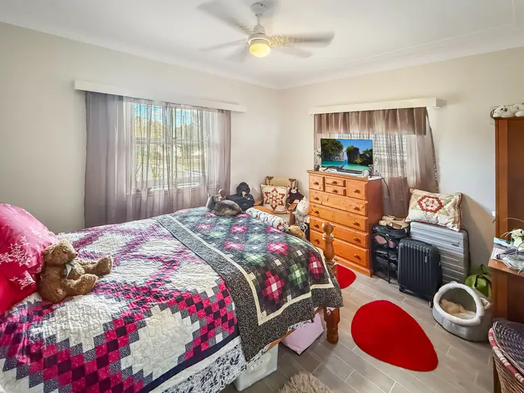 Sixth view of Homely house listing, 8 Kelly Court, Esk QLD 4312