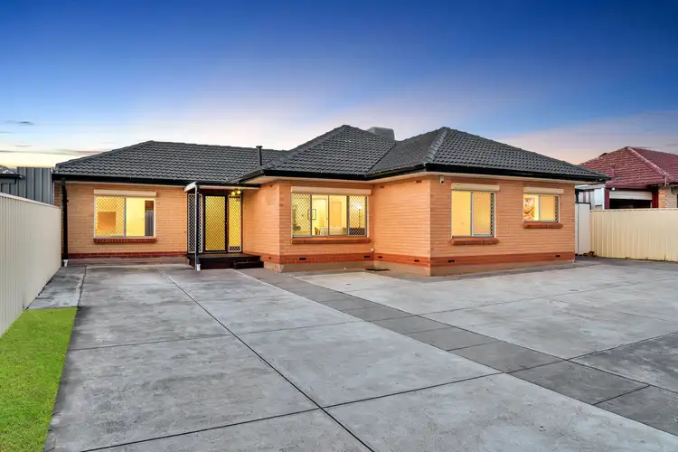 17 Lincoln Avenue, Parafield Gardens SA 5107