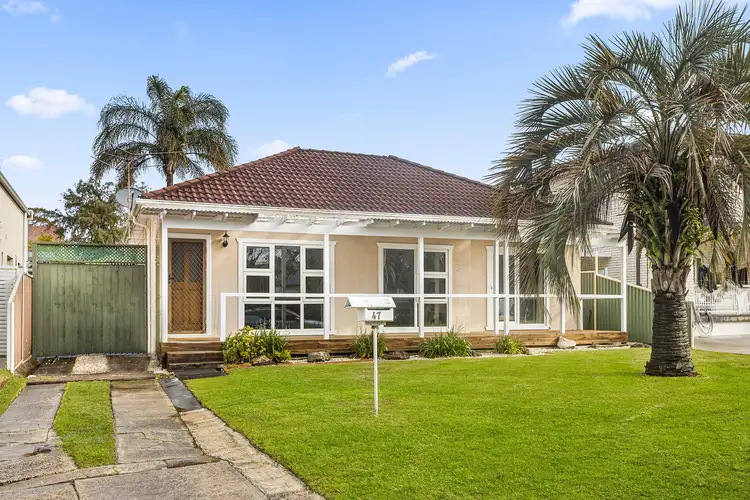 47 Lynwen Crescent, Banksia NSW 2216