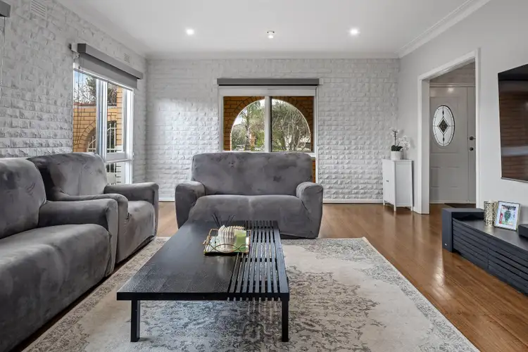 Second view of Homely house listing, 9 Balmain Court, Lalor VIC 3075