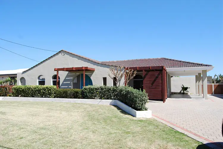 Second view of Homely house listing, 9 Nigel Crescent, Tarcoola Beach WA 6530