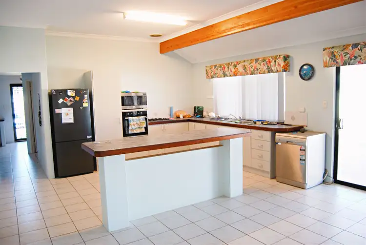 Fifth view of Homely house listing, 3 Wahn Avenue, Waggrakine WA 6530