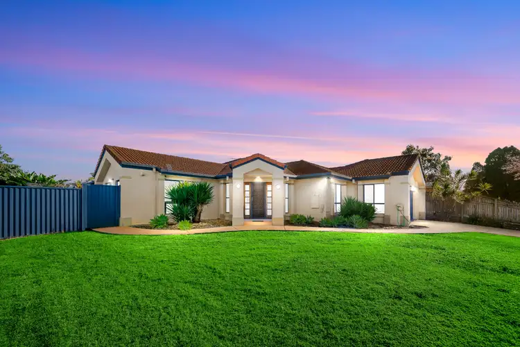 10 Greenhaven Crescent, Kuraby QLD 4112