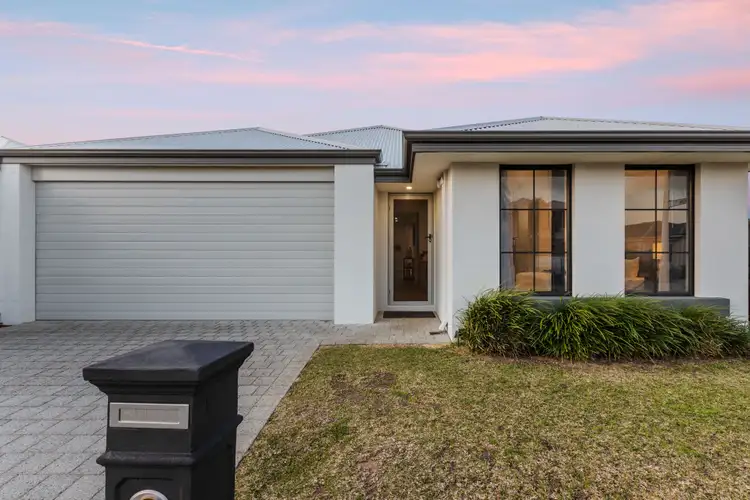 27 Rooney Street, Clarkson WA 6030