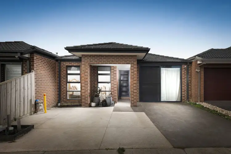 6 Chambly Drive, Mickleham VIC 3064