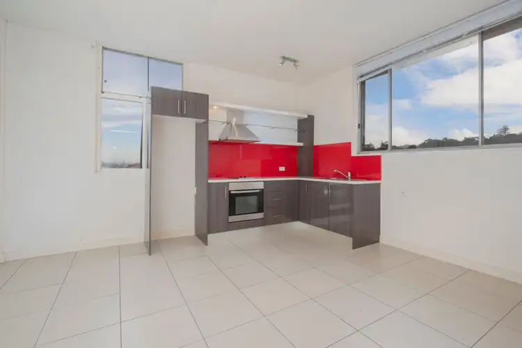 Second view of Homely apartment listing, 8/4 Hillview Crescent, The Hill NSW 2300