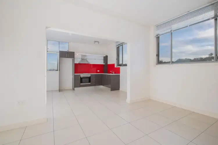 Fifth view of Homely apartment listing, 8/4 Hillview Crescent, The Hill NSW 2300