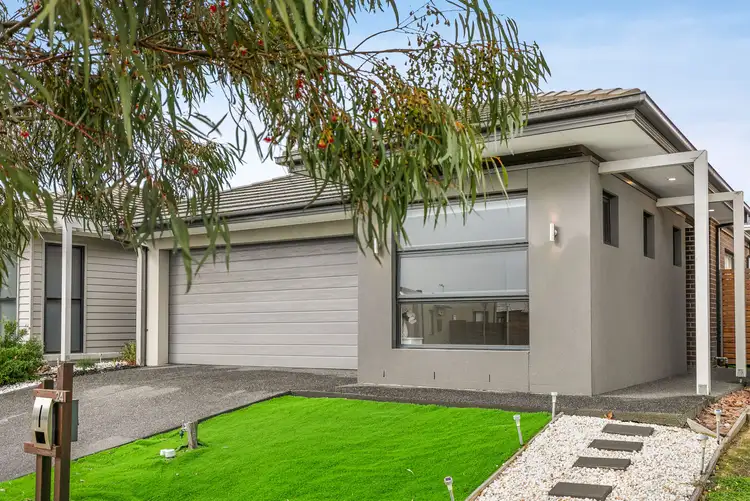 24 Lavinia Street, Greenvale VIC 3059