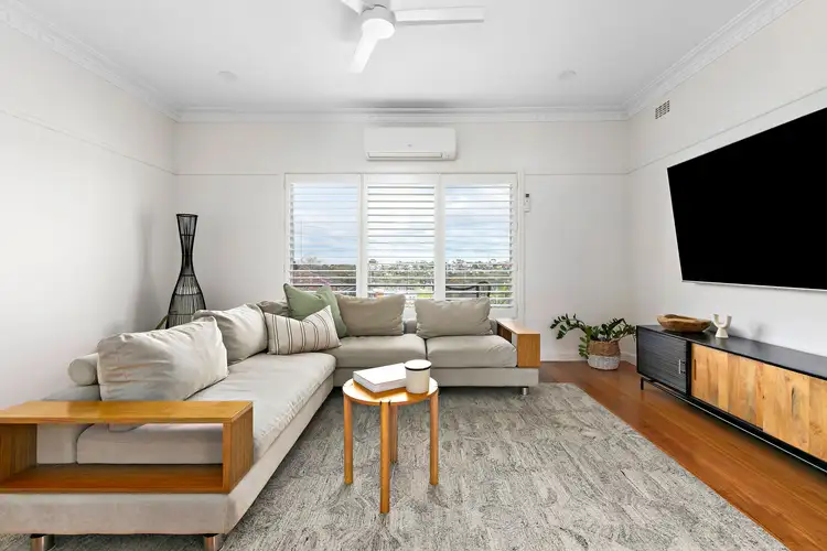 Second view of Homely house listing, 8 Devereaux Street, Oak Park VIC 3046