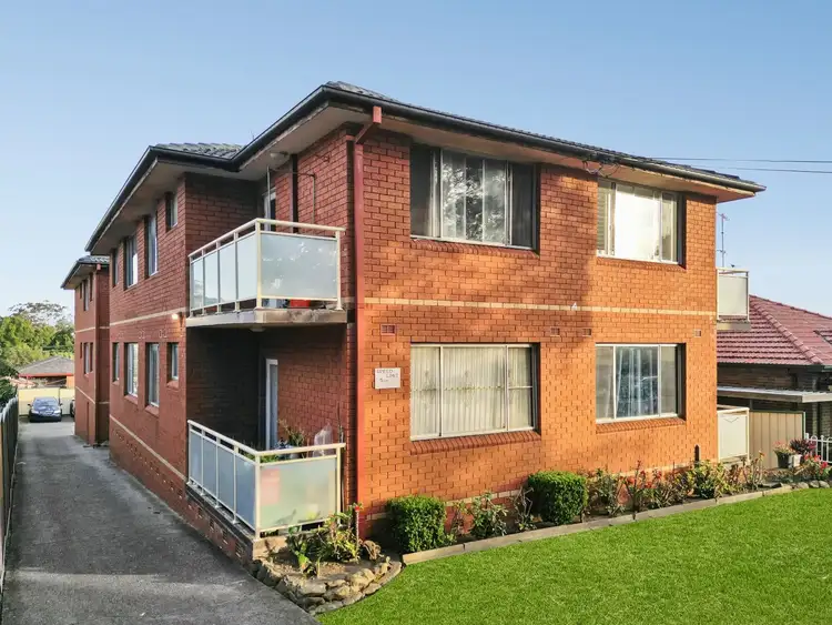 3/4 Campbell Street, Punchbowl NSW 2196