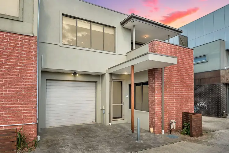 4/4 Blair Street, Coburg VIC 3058