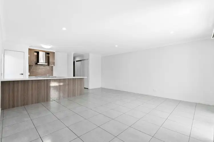 Fourth view of Homely semi-detached listing, 6b Empire Circuit, Dundowran QLD 4655