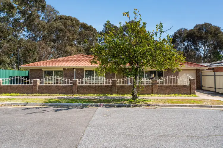 71A Mcdonnell Avenue