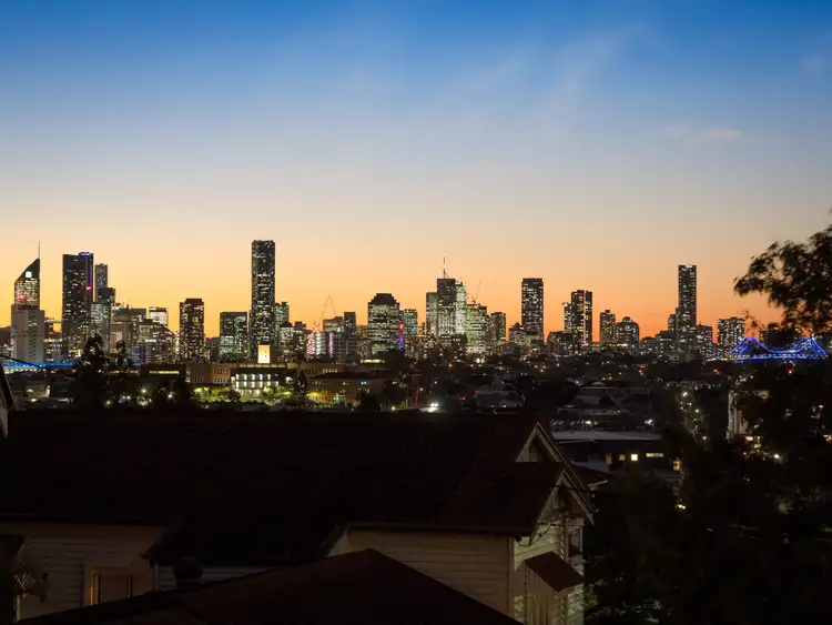 103 Shakespeare Street, Coorparoo QLD 4151