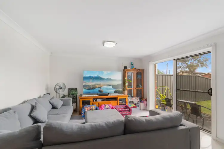 Fourth view of Homely townhouse listing, 2/102 Kanahooka Road, Kanahooka NSW 2530