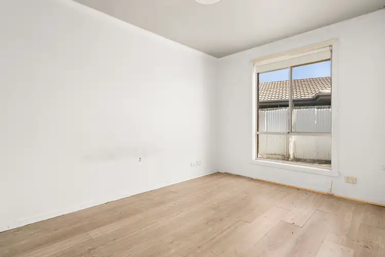 Fifth view of Homely house listing, 89 Ashleigh Crescent, Meadow Heights VIC 3048