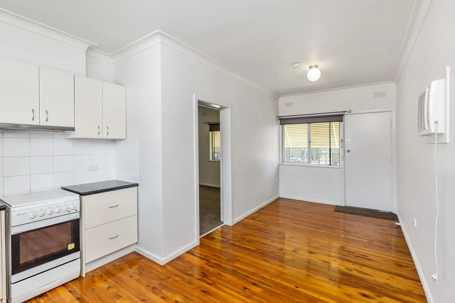 Main view of Homely unit listing, 2/47 Spring Street, Wagga Wagga NSW 2650