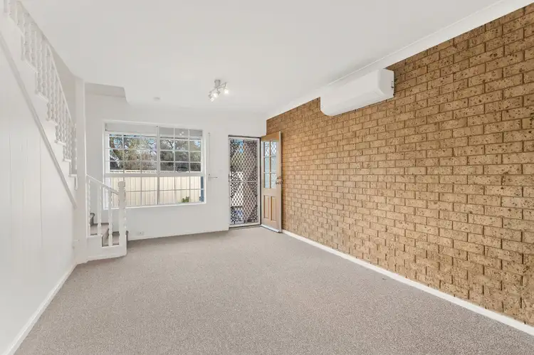 Second view of Homely house listing, 3/74 Peterborough Avenue, Lake Illawarra NSW 2528