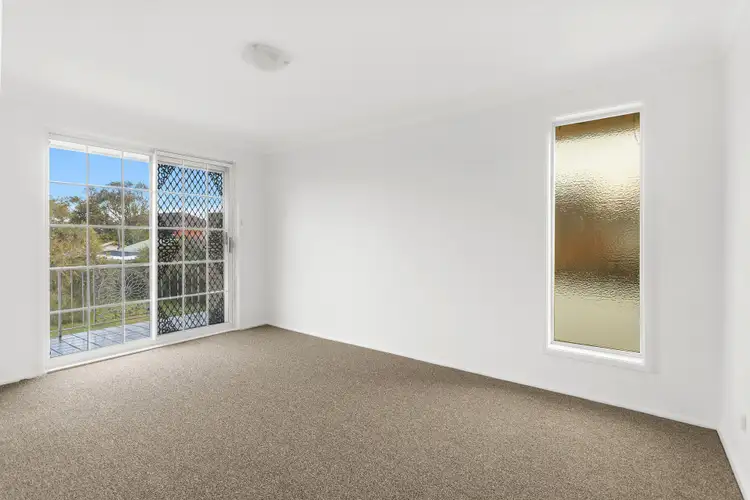 Fourth view of Homely house listing, 3/74 Peterborough Avenue, Lake Illawarra NSW 2528