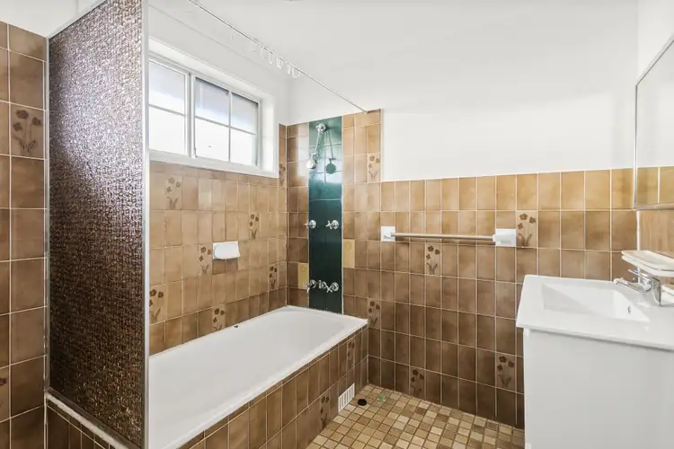 Fifth view of Homely house listing, 3/74 Peterborough Avenue, Lake Illawarra NSW 2528