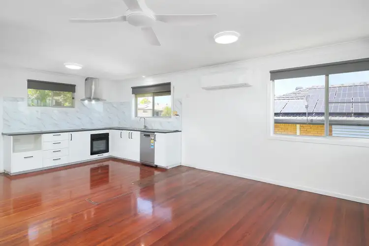 Fourth view of Homely house listing, 10 Novello Street, Mansfield QLD 4122