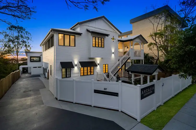3/327 Cavendish Road, Coorparoo QLD 4151