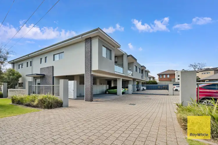 1/40 Muir Street, Innaloo WA 6018