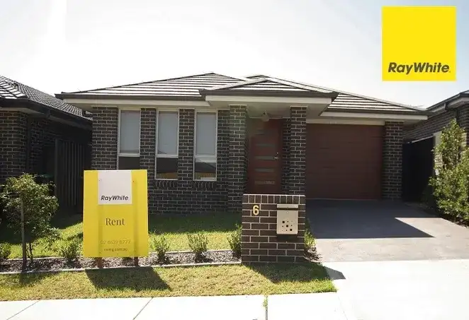 6 Norfolk Boulevard, Spring Farm NSW 2570