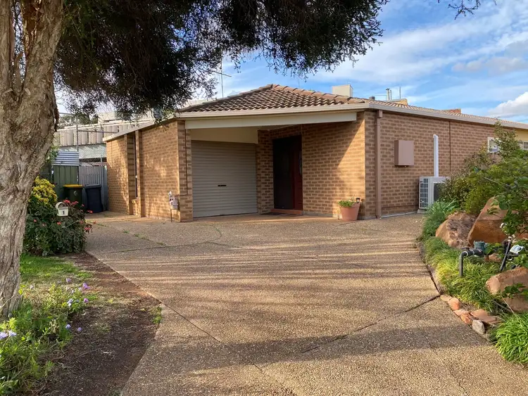 1/309 WAKADEN Street, Griffith NSW 2680