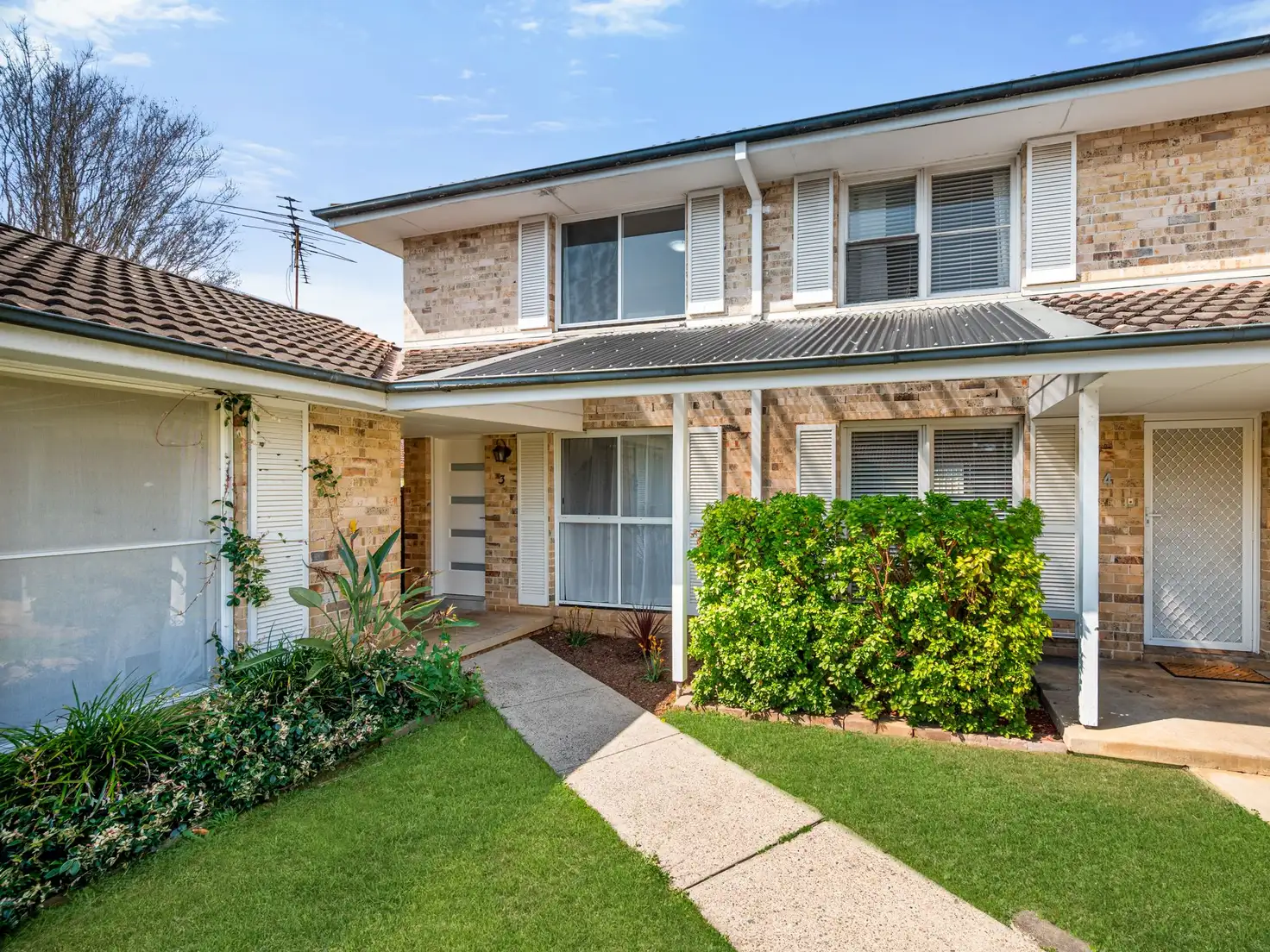 Main view of Homely townhouse listing, 3/21 Gloucester Street, Macquarie Fields NSW 2564