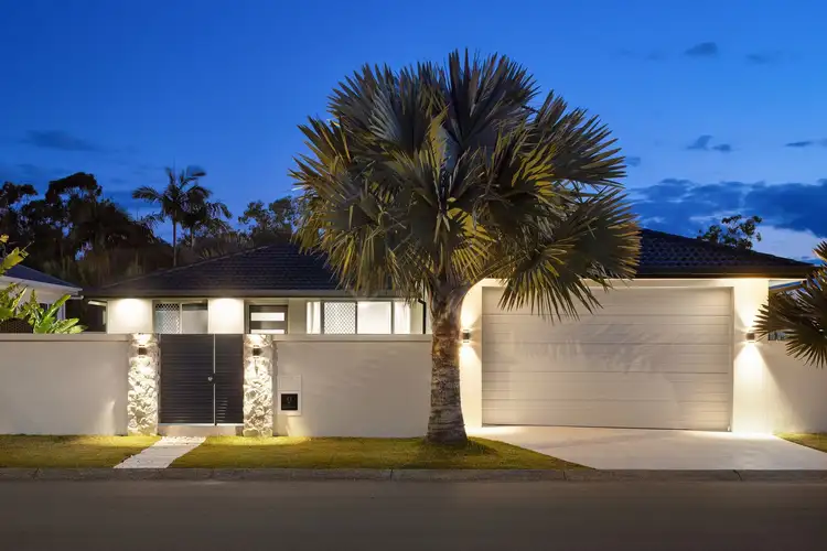 9 Sacha Place, Carrara QLD 4211