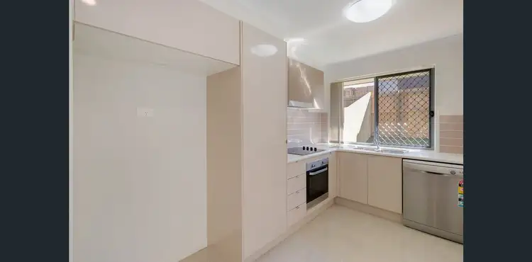 2/40 Jupiter Street, Wulkuraka QLD 4305