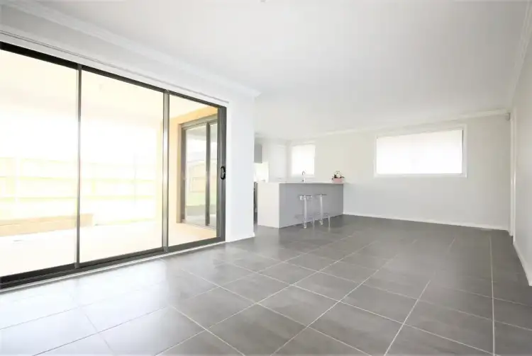 43 Kingsman Avenue,, Elderslie NSW 2570