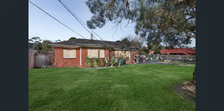 35 Croydondale Drive, Mooroolbark VIC 3138
