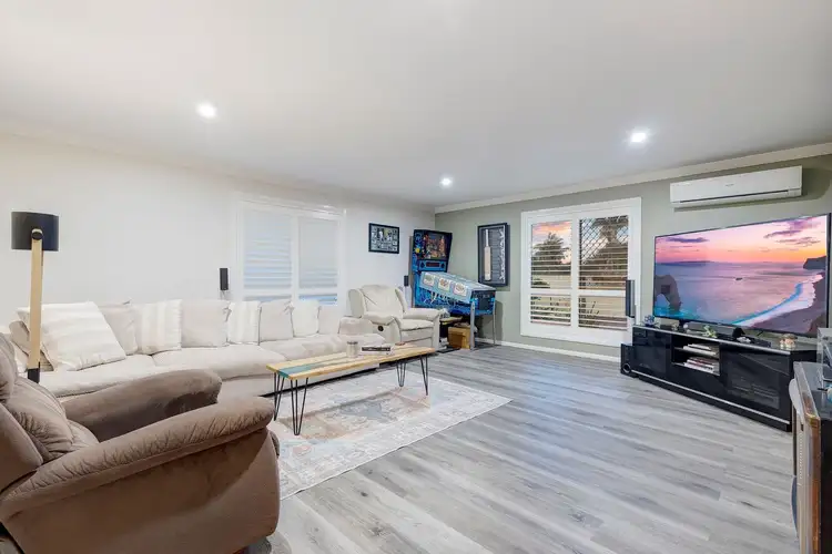 Fifth view of Homely house listing, 2 Dunoola Place, Parkinson QLD 4115