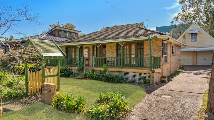 12 Rosemount Avenue, Lake Munmorah NSW 2259