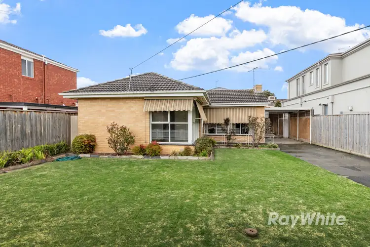 21 Railway Road, Carnegie VIC 3163