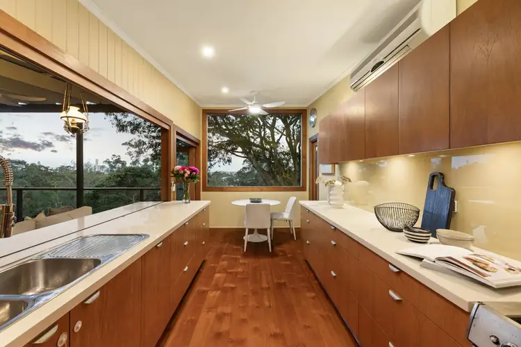 136 Simpsons Road, Bardon QLD 4065